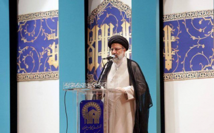 Iranul semneaza un memorandum pentru a adera la un organism de securitate asiatic fondat de Rusia si China Iranul semneaza un memorandum pentru a adera la un organism de securitate asiatic fondat de Rusia si China