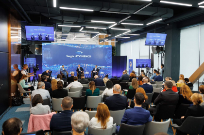 Sergiu Litvinenco, la Forumul RJCC: „Reforma Justitiei nu se face peste noapte. E nevoie de rabdare, deoarece dorim rezultate care sa reziste in timp” Sergiu Litvinenco, la Forumul RJCC: „Reforma Justitiei nu se face peste noapte. E nevoie de rabdare, deoarece dorim rezultate care sa reziste in timp”