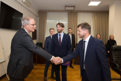 Dumitru Udrea, la intalnire cu ambasadorul Olandei: "Republica Moldova va raspunde cu multa responsabilitate conditiilor de aderare expuse de UE pentru un viitor prosper, rezilient si european"