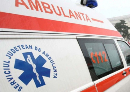 A consumat alcool, apoi s-a injunghiat. Un barbat - transportat de urgenta la spital, la Soroca. Ce spune politia A consumat alcool, apoi s-a injunghiat. Un barbat - transportat de urgenta la spital, la Soroca. Ce spune politia