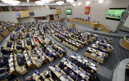 Rusia inaspreste pedepsele militare: Soldatii care se predau de bunavoie inamicului risca 10 ani de inchisoare