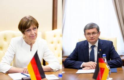 Presedentile Parlamentului s-a intalnit cu ambasadorul Germaniei de la Chisinau. Care au fost subiectele discutate - FOTO Presedentile Parlamentului s-a intalnit cu ambasadorul Germaniei de la Chisinau. Care au fost subiectele discutate - FOTO