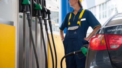 Motorina continua sa se iefteneasca. Noile preturi stabilite de ANRE pentru carburanti - FOTO Motorina continua sa se iefteneasca. Noile preturi stabilite de ANRE pentru carburanti - FOTO