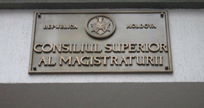 Ultima ora. CSM a eliberat acordul pentru pornirea urmaririi penale in privinta unui judecator de la Judecatoria Buiucani. Despre cine este vorba - FOTO