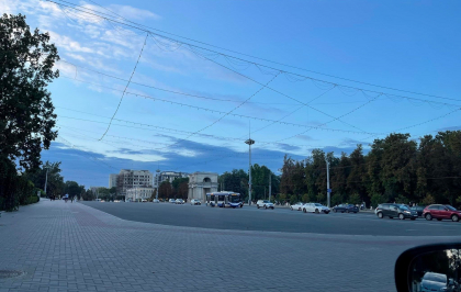 Atentie, calatori! Traficul rutier in Piata Marii Adunari Nationale, dar si pe alte strazi din capitala va fi suspendat in acest weekend. Care este motivul si cum se va circula