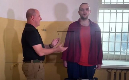 Prizonier britanic eliberat de Rusia: Am fost intrebat daca vreau o moarte rapida sau o moarte frumoasa. Am fost tratat mai rau decat un caine -VIDEO Prizonier britanic eliberat de Rusia: Am fost intrebat daca vreau o moarte rapida sau o moarte frumoasa. Am fost tratat mai rau decat un caine -VIDEO