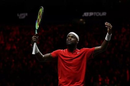 Echipa Restului Lumii a castigat Laver Cup 2022 - Frances Tiafoe l-a invins pe Stefanos Tsitsipas dupa ce a salvat patru mingi de meci