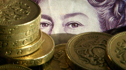 Lira sterlina s-a prabusit dupa ce noul guvern britanic si-a anuntat planul economic Lira sterlina s-a prabusit dupa ce noul guvern britanic si-a anuntat planul economic