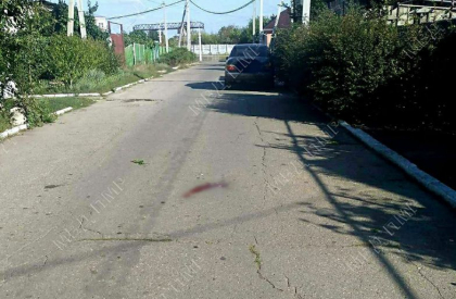 Doua persoane au ajuns la spital, dupa ce au fost lovite de un automobil, la Tighina. Soferul a fugit de la locul accidentului - FOTO Doua persoane au ajuns la spital, dupa ce au fost lovite de un automobil, la Tighina. Soferul a fugit de la locul accidentului - FOTO