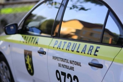 O femeie a ramas fara 5000 de euro, dupa ce o persoana necunoscuta ar fi intrat in apartamentul ei si i-a furat geanta cu bani, in capitala O femeie a ramas fara 5000 de euro, dupa ce o persoana necunoscuta ar fi intrat in apartamentul ei si i-a furat geanta cu bani, in capitala
