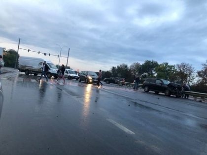 Accident matinal la Stauceni. Doua masini s-au lovit intr-o intersectie. Imagini de la locul accidentului - FOTO Accident matinal la Stauceni. Doua masini s-au lovit intr-o intersectie. Imagini de la locul accidentului - FOTO