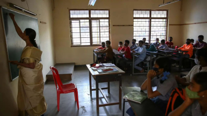 Un elev din India, ucis in bataie de profesorul sau din cauza unei greseli de ortografie Un elev din India, ucis in bataie de profesorul sau din cauza unei greseli de ortografie