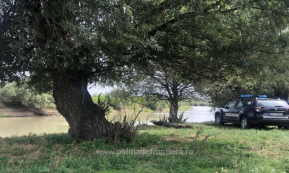 Un roman a incercat sa treaca ilegal frontiera pentru a ajunge in Republica Moldova. Ce vroia sa faca barbatul in tara noastra - FOTO Un roman a incercat sa treaca ilegal frontiera pentru a ajunge in Republica Moldova. Ce vroia sa faca barbatul in tara noastra - FOTO