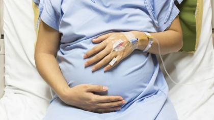 O femeie gravida a murit, dupa ce i-a fost provocata nasterea unui fat mort, la Centrul Perinatologic din Cahul. Vecinii: „Este vorba de neatentie din partea altcuiva”. Ce spun medicii O femeie gravida a murit, dupa ce i-a fost provocata nasterea unui fat mort, la Centrul Perinatologic din Cahul. Vecinii: „Este vorba de neatentie din partea altcuiva”. Ce spun medicii