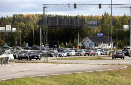 Povestile rusilor care fug de teama unor frontiere inchise „pentru totdeauna”: „Suntem ca in inchisoare in Rusia”
