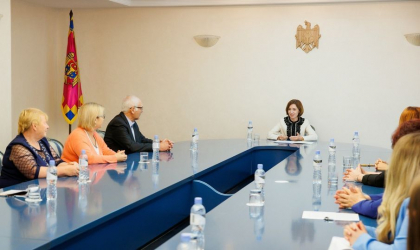 Maia Sandu, de Ziua Internationala a Persoanelor Varstnice: „In Republica Moldova, multi dintre parintii si bunicii nostri o duc greu” - FOTO Maia Sandu, de Ziua Internationala a Persoanelor Varstnice: „In Republica Moldova, multi dintre parintii si bunicii nostri o duc greu” - FOTO