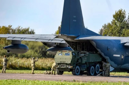 SUA anunta un nou pachet de ajutor militar pentru Ucraina, de 625 milioane de dolari - noi sisteme HIMARS, obuziere si munitie
SUA anunta un nou pachet de ajutor militar pentru Ucraina, de 625 milioane de dolari - noi sisteme HIMARS, obuziere si munitie