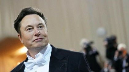 Elon Musk s-a razgandit si vrea din nou sa cumpere Twitter. Compania i-a acceptat oferta