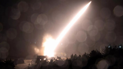 SUA si Coreea de Sud au lansat patru rachete in largul coastelor Coreei de Nord ca raspuns la actiunile Phenianului SUA si Coreea de Sud au lansat patru rachete in largul coastelor Coreei de Nord ca raspuns la actiunile Phenianului