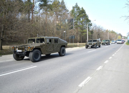 S-ar putea sa vedeti tehnica militara pe drumurile nationale din tara. Explicatiile ministerului Apararii S-ar putea sa vedeti tehnica militara pe drumurile nationale din tara. Explicatiile ministerului Apararii