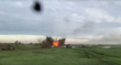 Curajul nebunesc cu care ucrainenii au spart frontul din Herson: Imagini spectaculoase cu Humvee-uri inaintand in tromba printre loviturile artileriei rusesti - VIDEO Curajul nebunesc cu care ucrainenii au spart frontul din Herson: Imagini spectaculoase cu Humvee-uri inaintand in tromba printre loviturile artileriei rusesti - VIDEO