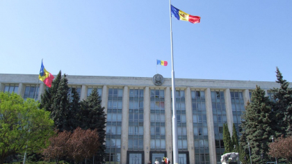 Ultima ora. A luat foc un birou din incinta Guvernului Republicii Moldova. Pompierii au intervenit, iar persoanele au fost evacuate Ultima ora. A luat foc un birou din incinta Guvernului Republicii Moldova. Pompierii au intervenit, iar persoanele au fost evacuate