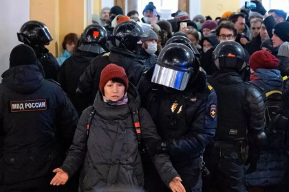 De ce nu protesteaza rusii pentru libertate si democratie? O comparatie cu Iranul De ce nu protesteaza rusii pentru libertate si democratie? O comparatie cu Iranul