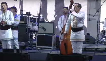 Concertul din Piata Marii Adunari Nationale dedicat "Zilei Orasului". Vezi cum este atmosfera din centrul capitalei - VIDEO Concertul din Piata Marii Adunari Nationale dedicat "Zilei Orasului". Vezi cum este atmosfera din centrul capitalei - VIDEO