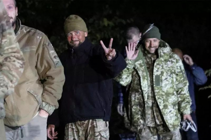 Rusia afirma ca 400 de luptatori din cadrul Regimentului Azov din Ucraina se afla in centre de detentie Rusia afirma ca 400 de luptatori din cadrul Regimentului Azov din Ucraina se afla in centre de detentie