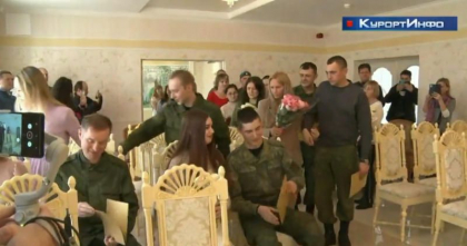 Momentul de la televiziunile rusesti care l-a lasat „fara cuvinte” inclusiv pe unul dintre cei mai cunoscuti analisti ai presei din Rusia - VIDEO Momentul de la televiziunile rusesti care l-a lasat „fara cuvinte” inclusiv pe unul dintre cei mai cunoscuti analisti ai presei din Rusia - VIDEO
