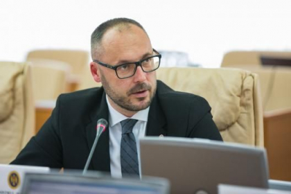 Sergiu Litvinenco, dupa ce Marina Tauber a fost plasata sub control judiciar: „Decizia instantei de judecata submineaza si mai mult increderea in justitie” Sergiu Litvinenco, dupa ce Marina Tauber a fost plasata sub control judiciar: „Decizia instantei de judecata submineaza si mai mult increderea in justitie”