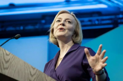 Ultima ora. Premierul Marii Britanii, Liz Truss, si-a dat demisia la 45 de zile de la investire. Cel mai scurt mandat de prim-ministru britanic din istorie - VIDEO