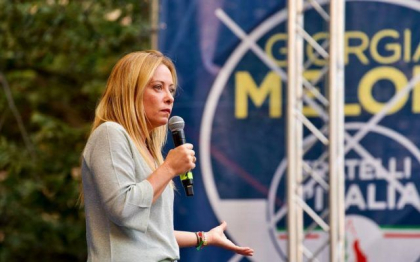 Presedintele Italiei o convoaca pe Meloni. De asteptat ca lidera de dreapta sa primeasca mandat pentru a forma un nou guvern Presedintele Italiei o convoaca pe Meloni. De asteptat ca lidera de dreapta sa primeasca mandat pentru a forma un nou guvern