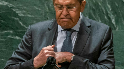 Lavrov: Sa acuzi Rusia ca planuieste un atac cu „bomba murdara” nu este „o conversatie serioasa” Lavrov: Sa acuzi Rusia ca planuieste un atac cu „bomba murdara” nu este „o conversatie serioasa”