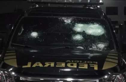 Brazilia: Un fost deputat a aruncat grenade in politistii veniti sa-l aresteze Brazilia: Un fost deputat a aruncat grenade in politistii veniti sa-l aresteze