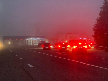 Atentie, calatori. S-au format ambuteiaje la iesirea din tara. Zeci de masini asteapta sa iasa din Moldova, la vama Leuseni - FOTO Atentie, calatori. S-au format ambuteiaje la iesirea din tara. Zeci de masini asteapta sa iasa din Moldova, la vama Leuseni - FOTO