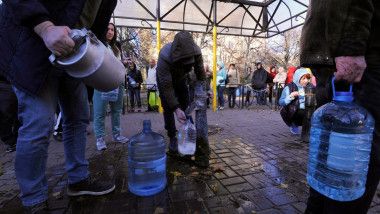 Alimentarea cu apa si curent, restabilita la Kiev, la o zi dupa un val de atacuri ruse cu rachete