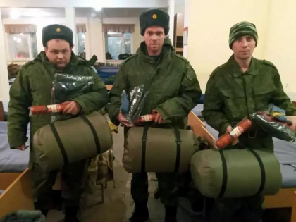Rusii care se sustrag de la „mobilizarea partiala” ar putea fi pedepsiti cu munca silnica sau inchisoare Rusii care se sustrag de la „mobilizarea partiala” ar putea fi pedepsiti cu munca silnica sau inchisoare