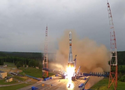 Rusia a lansat o racheta Soyuz care transporta un satelit militar - presa de stat Rusia a lansat o racheta Soyuz care transporta un satelit militar - presa de stat