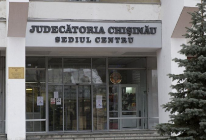 Ultima ora. Alerta cu bomba la Judecatoria Centru si Buiucani, dar si la un centru comercial din capitala 