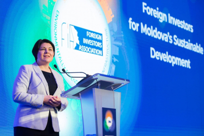 Prim-ministrul Natalia Gavrilita, la conferinta internationala a investitorilor straini: "Trebuie sa iesim mai puternici din aceste crize si sa punem bazele unei dezvoltari accelerate a economiei" 