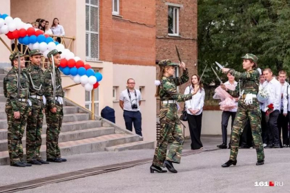 Rusia va introduce pregatirea militara obligatorie in scoli, la solicitarea Statului Major Rus