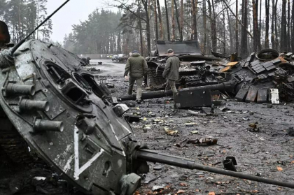 Pierderi record suferite de Rusia in ultimele doua saptamani pe front: Aproape 10.000 de soldati si sute de tancuri si blindate distruse in doar 14 zile Pierderi record suferite de Rusia in ultimele doua saptamani pe front: Aproape 10.000 de soldati si sute de tancuri si blindate distruse in doar 14 zile