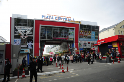 Ultima ora. Alerta cu bomba la Piata Centrala din capitala 