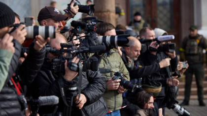 Kievul retrage acreditarile mai multor jurnalisti occidentali, printre care corespondenti de la CNN si Sky News Kievul retrage acreditarile mai multor jurnalisti occidentali, printre care corespondenti de la CNN si Sky News