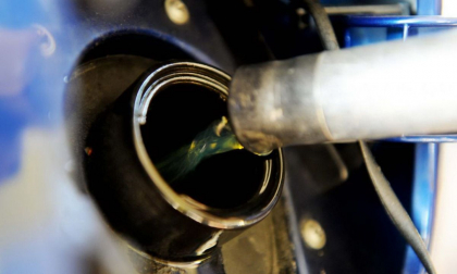 Benzina - mai scumpa la inceputul acestei saptamani. Noile preturi stabilite de ANRE pentru carburanti - FOTO Benzina - mai scumpa la inceputul acestei saptamani. Noile preturi stabilite de ANRE pentru carburanti - FOTO