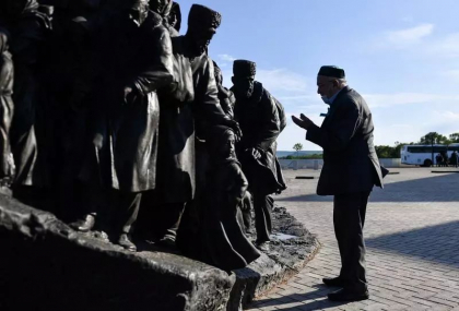 „Rusii vor fugi”: Ce spun tatarii din Crimeea despre situatia din peninsula „Rusii vor fugi”: Ce spun tatarii din Crimeea despre situatia din peninsula