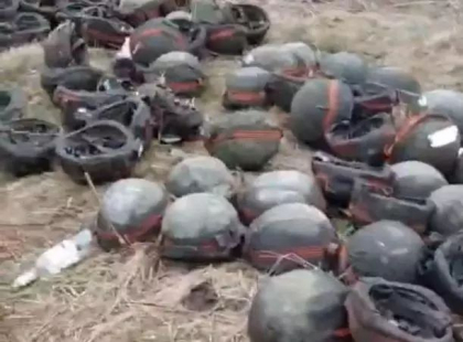 „Retragere tactica”. Ce a ramas in urma unui grup de rusi care a preferat sa treaca Niprul in pielea goala decat sa lupte - VIDEO 