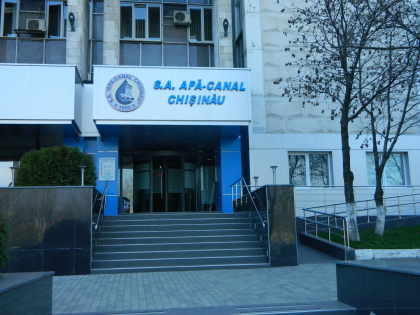 "Apa-Canal Chisinau cumpara iPhone 14 Pro?". Reactia directorului Apa-Canal la acuzatia ca compania si-ar fi procurat un smartphone de ultimul model - FOTO "Apa-Canal Chisinau cumpara iPhone 14 Pro?". Reactia directorului Apa-Canal la acuzatia ca compania si-ar fi procurat un smartphone de ultimul model - FOTO