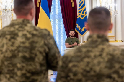Ucraina a prelungit legea martiala si mobilizarea pana anul viitor
Ucraina a prelungit legea martiala si mobilizarea pana anul viitor